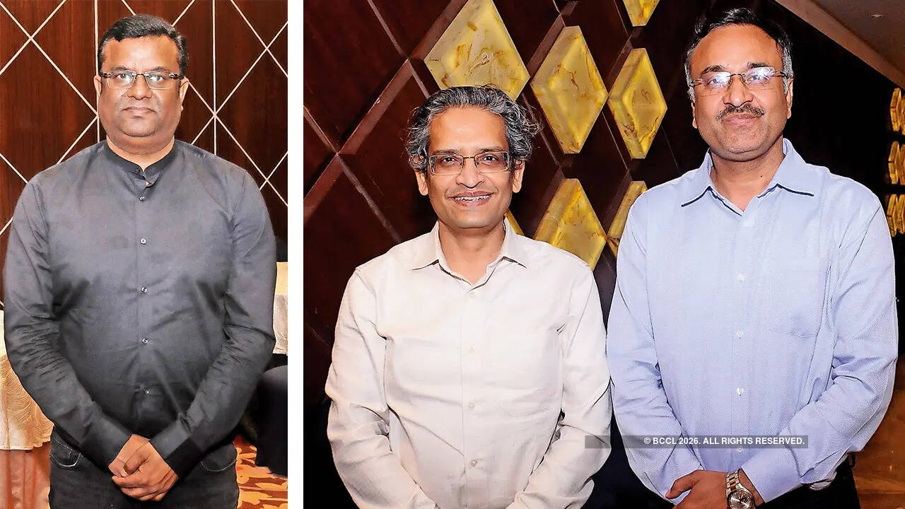 (L) Dr Mayank Mdhan (R) Dr MU Hasan and Muashankar