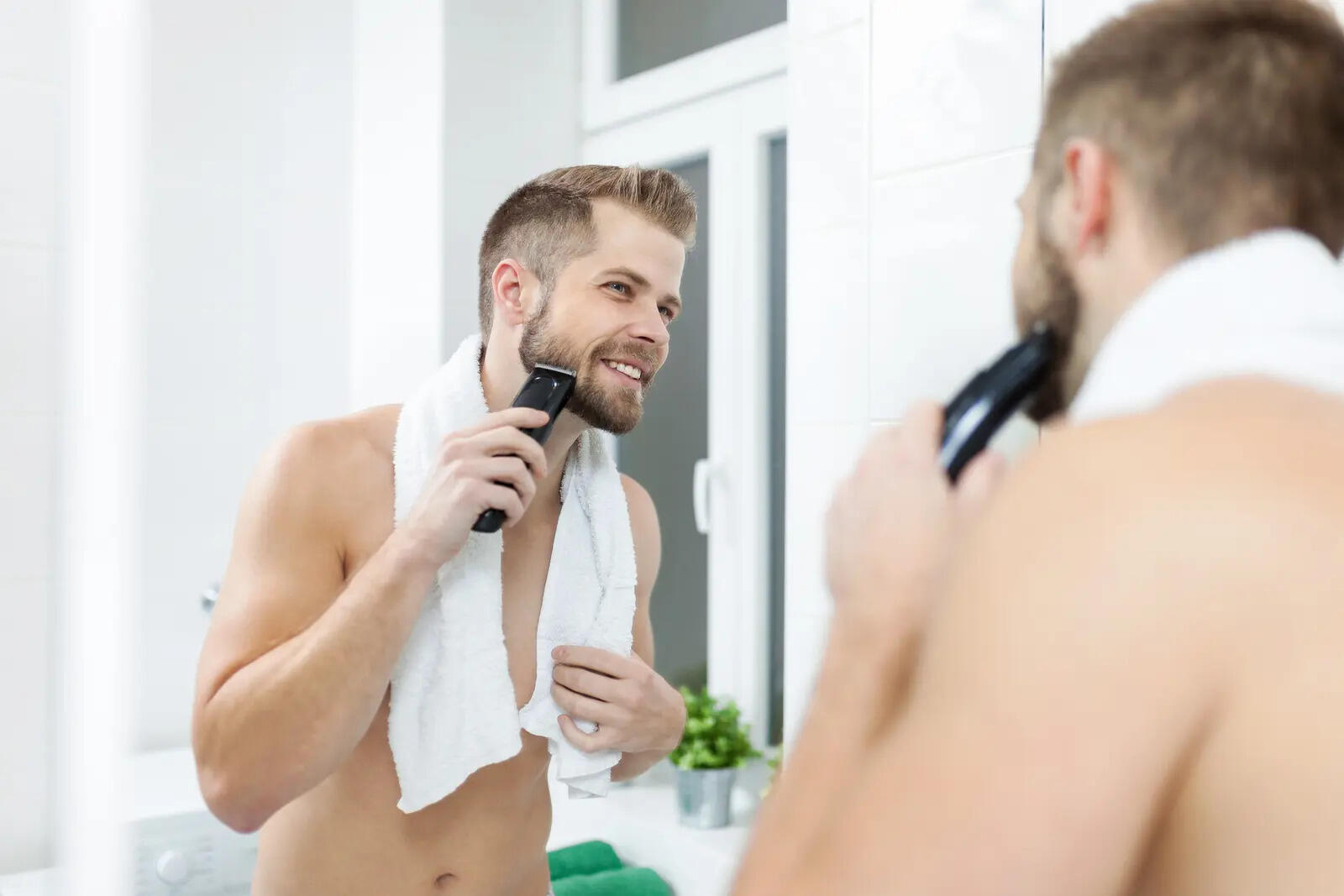 Still Using Just Water to Shave? Here’s Why That’s a Bad Idea Still Using Just Water to Shave? Here’s Why That’s a Bad Idea