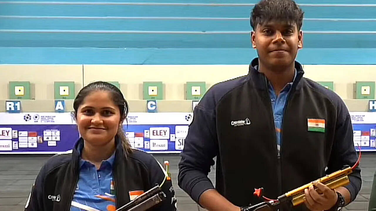 ISSF World Cup: Palak, Mukesh win gold with world record