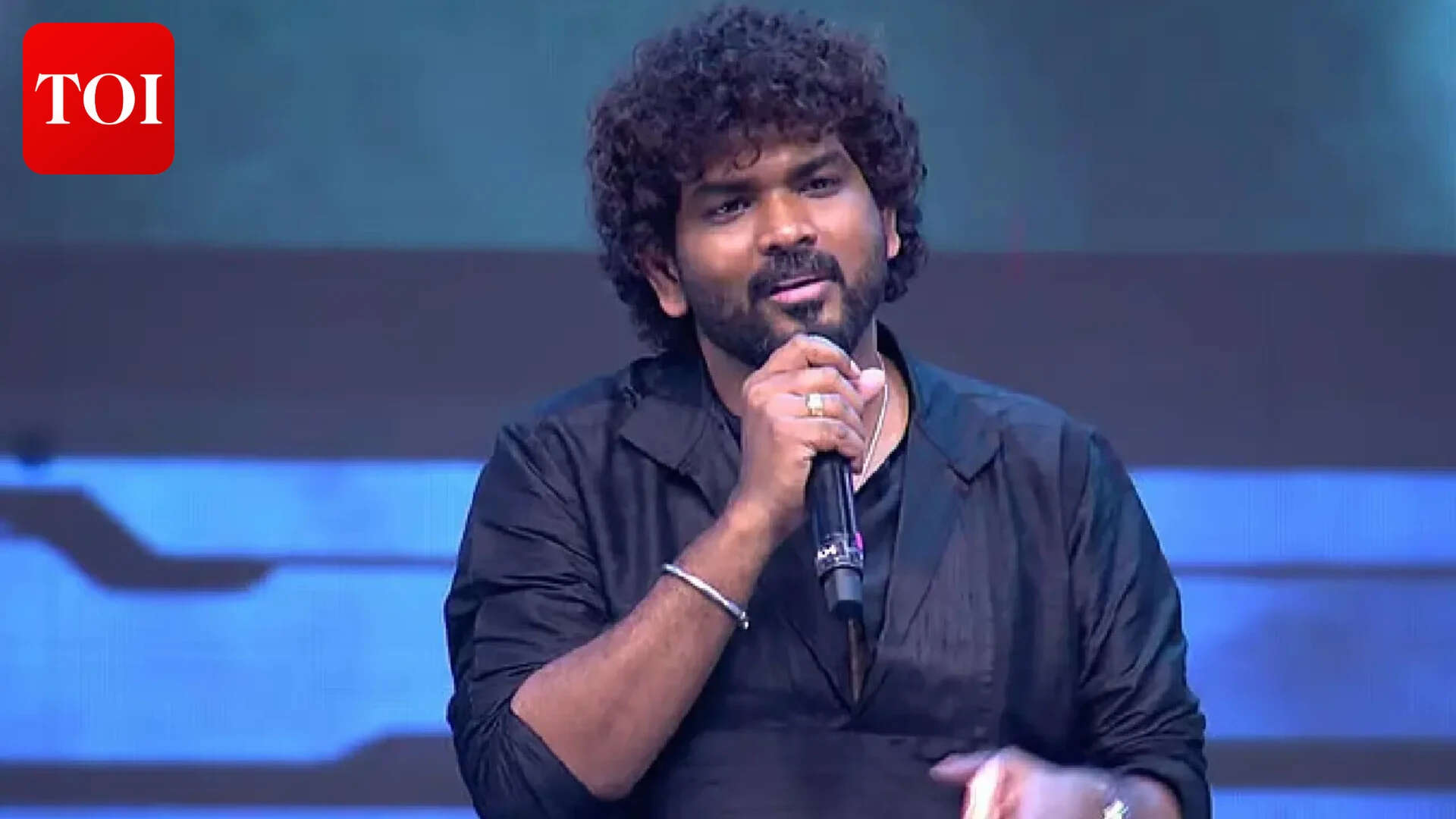 Vignesh Shivan recalls Ajith project setback at 'LIK' event