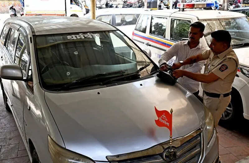 Firing at RTI activist: Stolen motorcycle used by shooter found