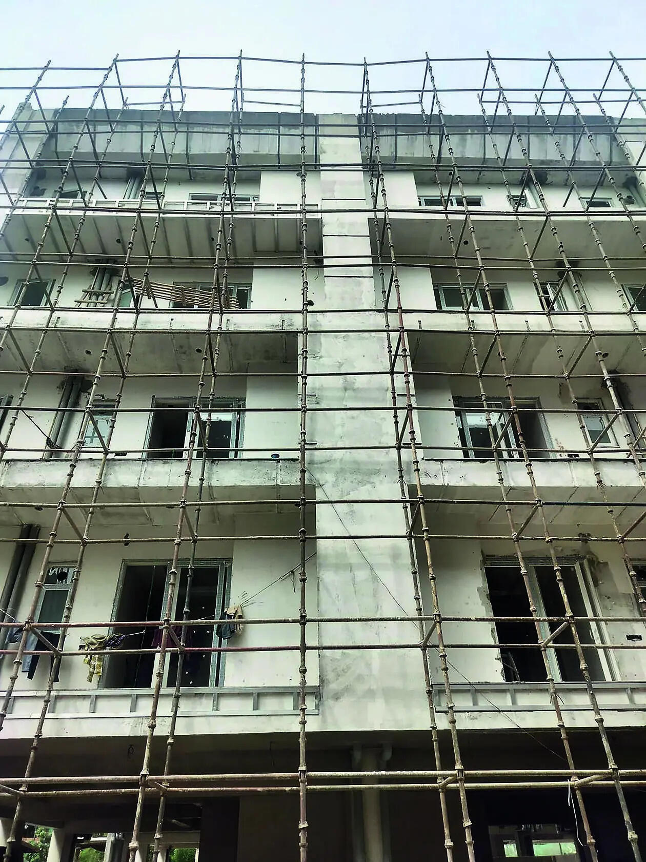 OC scam: Declared ready, but buildings still lack lifts, parking