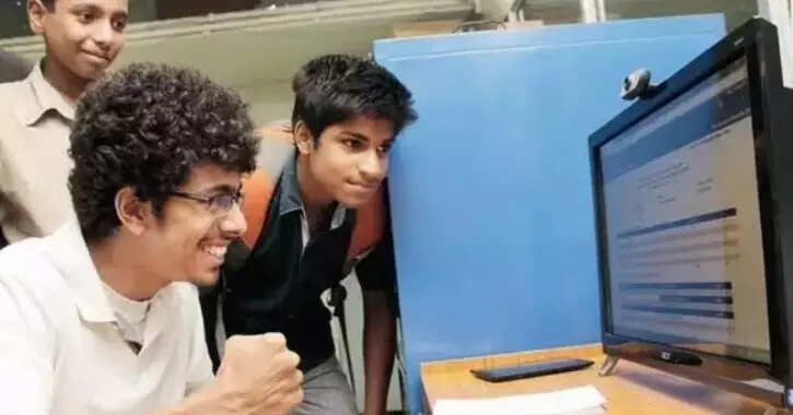 Karnataka 2nd PUC result out: Princilla secures highest marks in Science stream, here's a list of stream-wise toppers