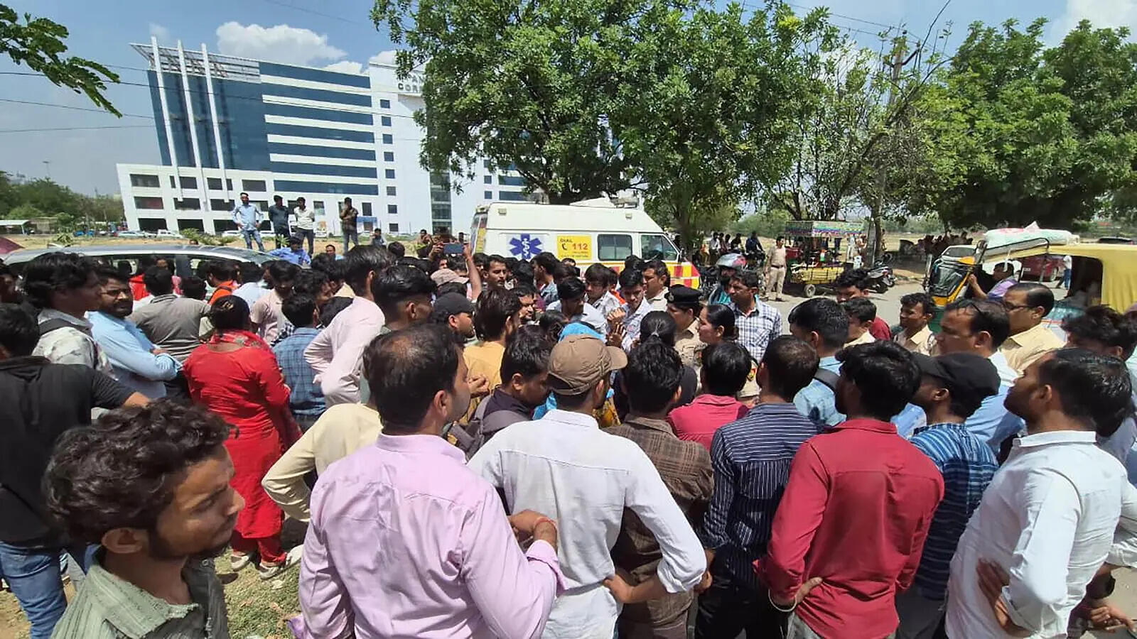 Wages protest turns violent in Manesar as police, workers sustain injuries