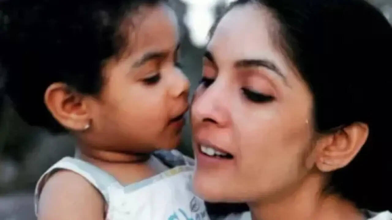 Neena Gupta had only Rs 3000 and couldn't afford a C-section delivery