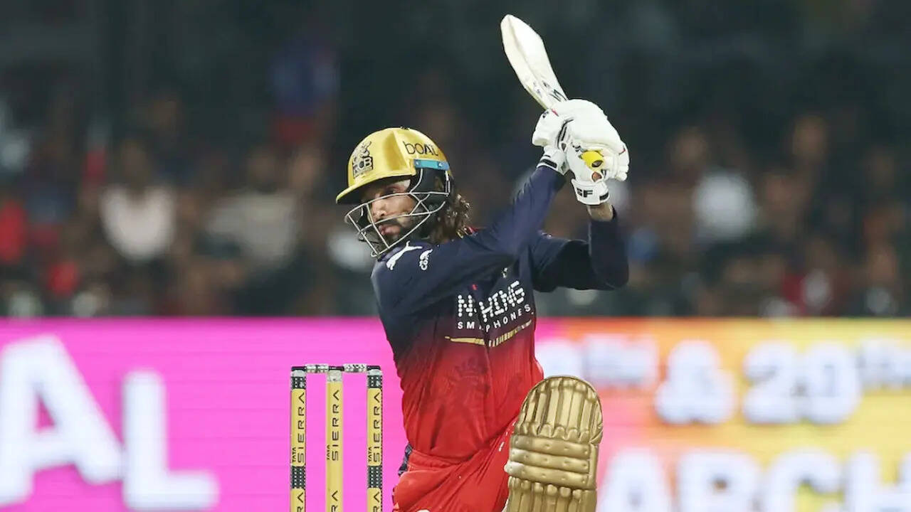 IPL Live: Patidar departs, but RCB remain on course for a challenging total