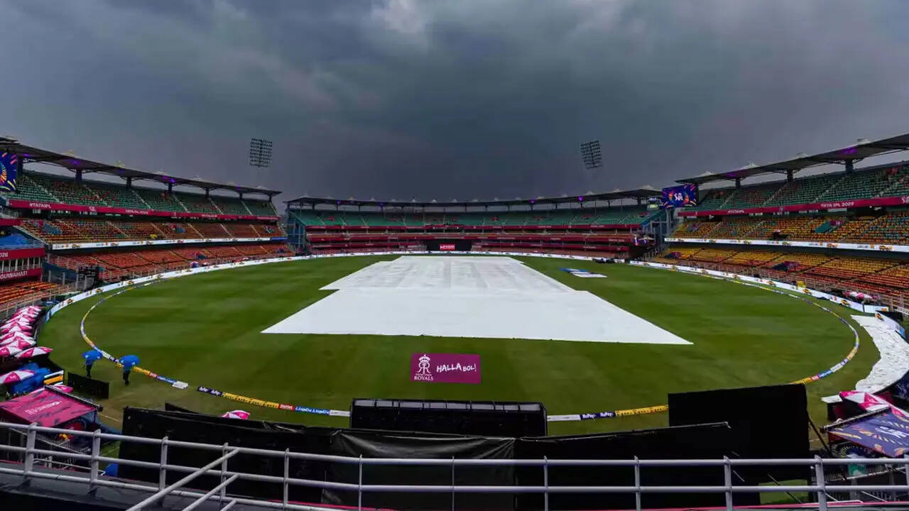 RR vs RCB, IPL Live: Rain delays toss in Guwahati