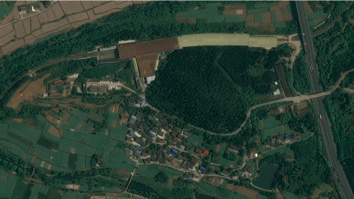 Site 906 in April 2020 (CNN)