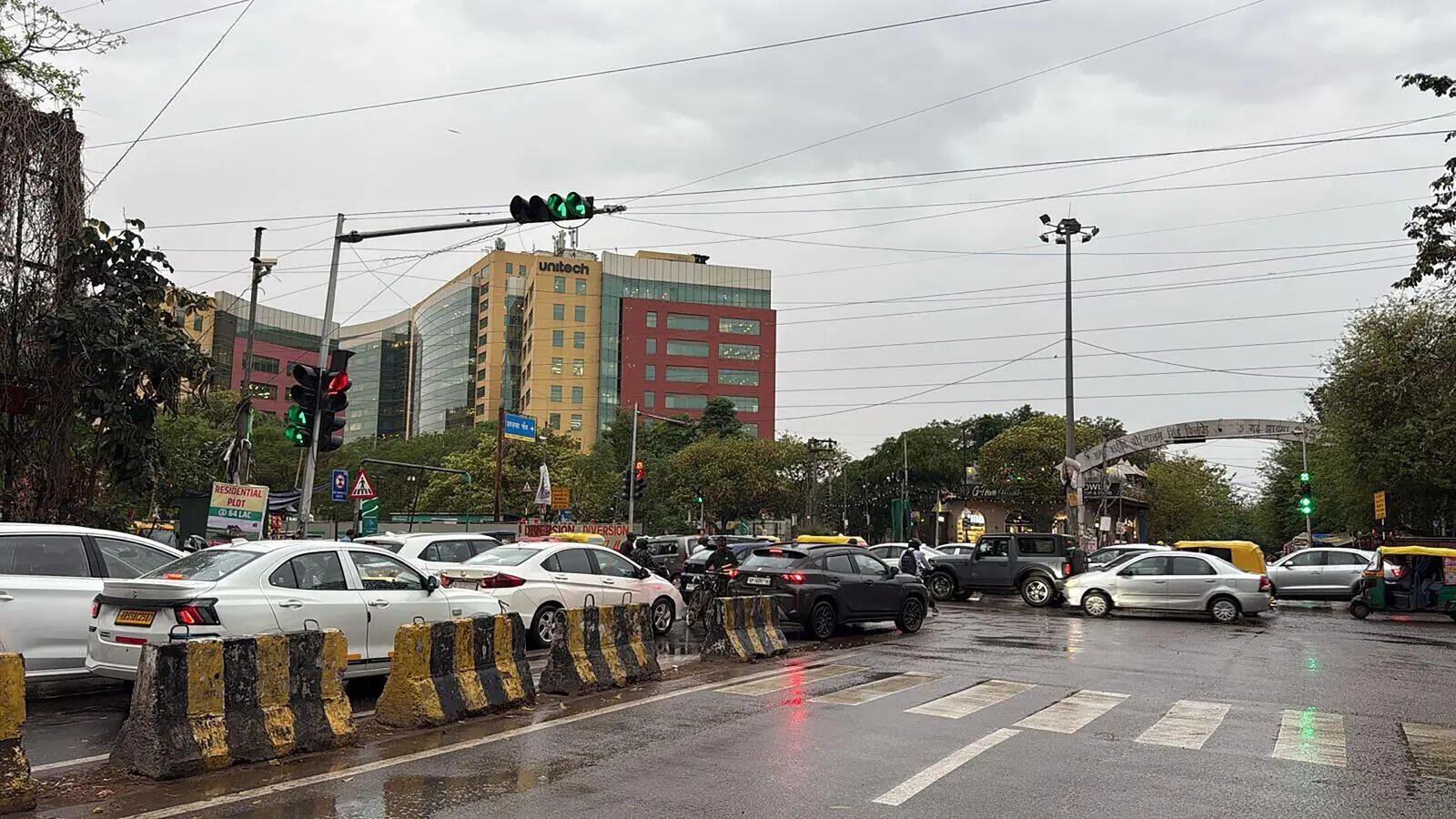 17 Gurgaon traffic hotspots marked for revamp under CAQM plan to curb air pollution