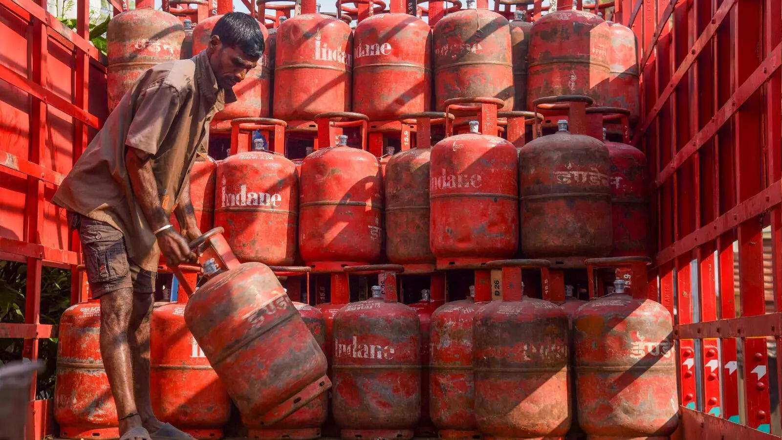 Fuel for thought: India boosts domestic LPG output to 60%