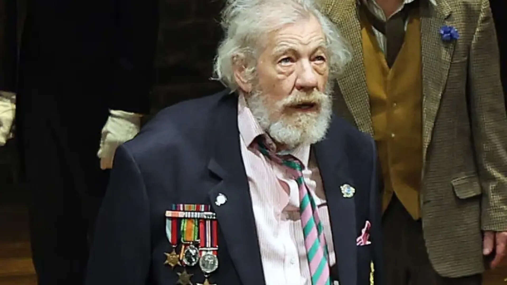 Ian McKellen recalls stage fall during ‘Player Kings’