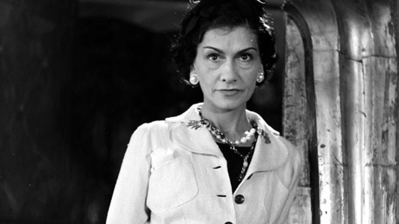 Coco Chanel’s Ultimate Dressing Philosophy Explained