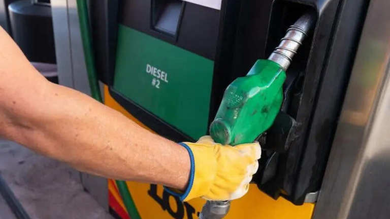 Government raises diesel, ATF export duties as oil prices stay volatile; petrol duty remains nil