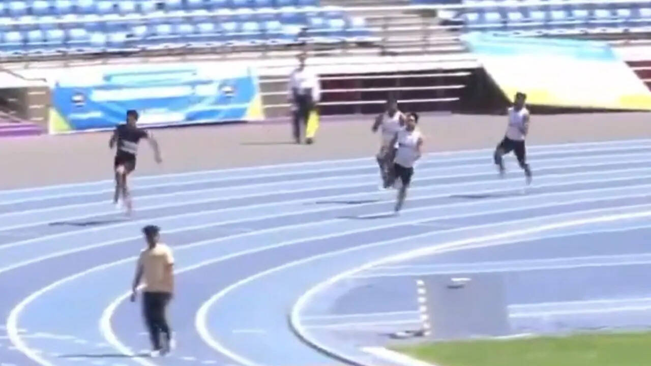 Shocking! Man casually walks into JLN track during final race - Watch