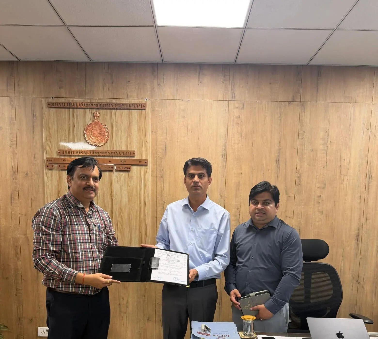 MCG to set up 25 EV battery stations in city