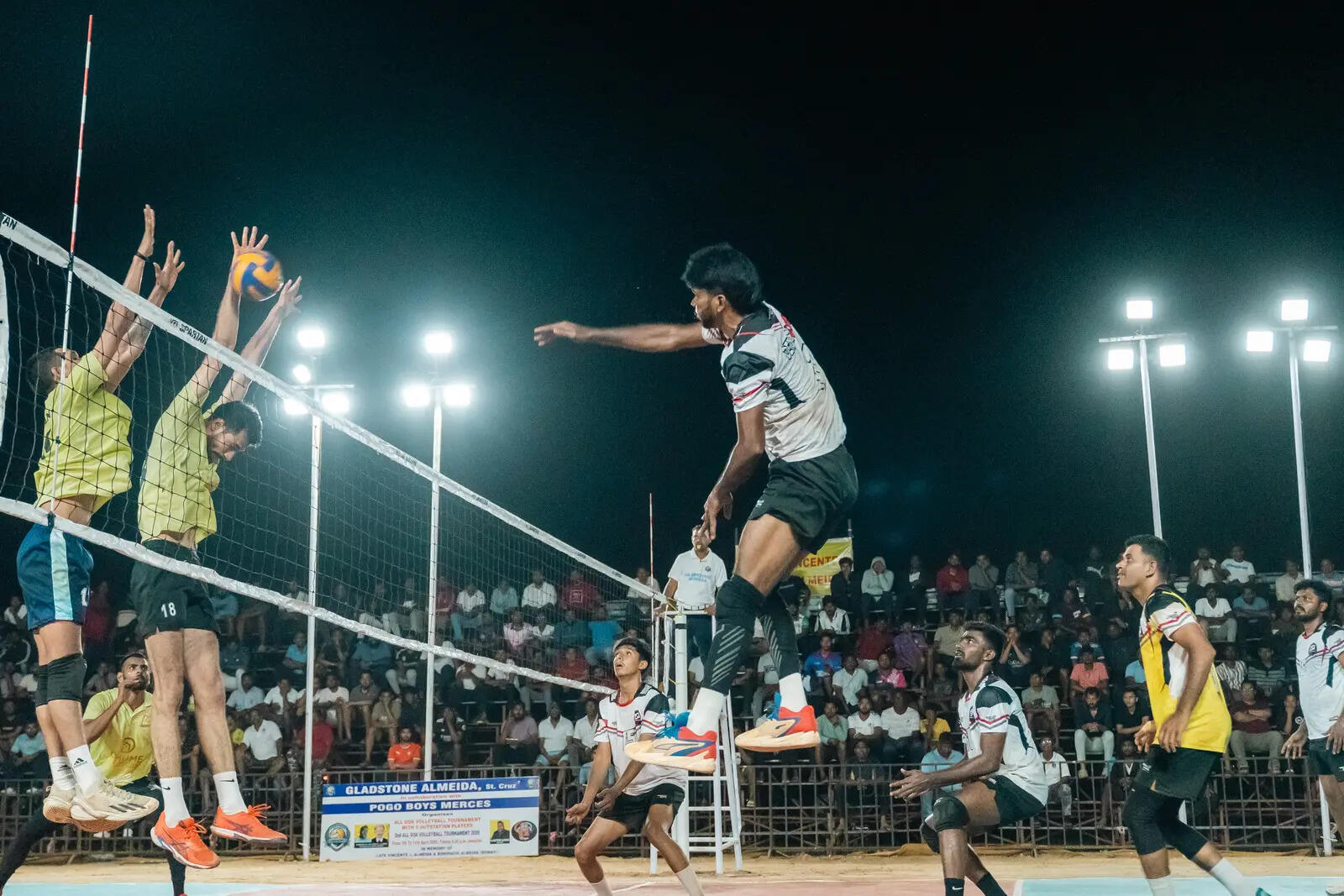 Big guns deliver as Sarvan, KK Boys set up title clash