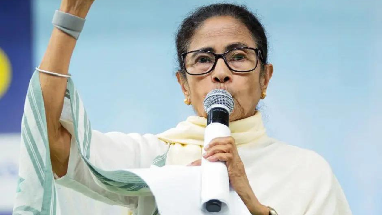 Mamata alleges bid to cancel her nomination in Bhowanipore
