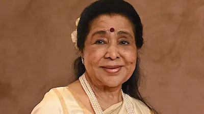 Veteran singer Asha Bhosle passes away at age 92