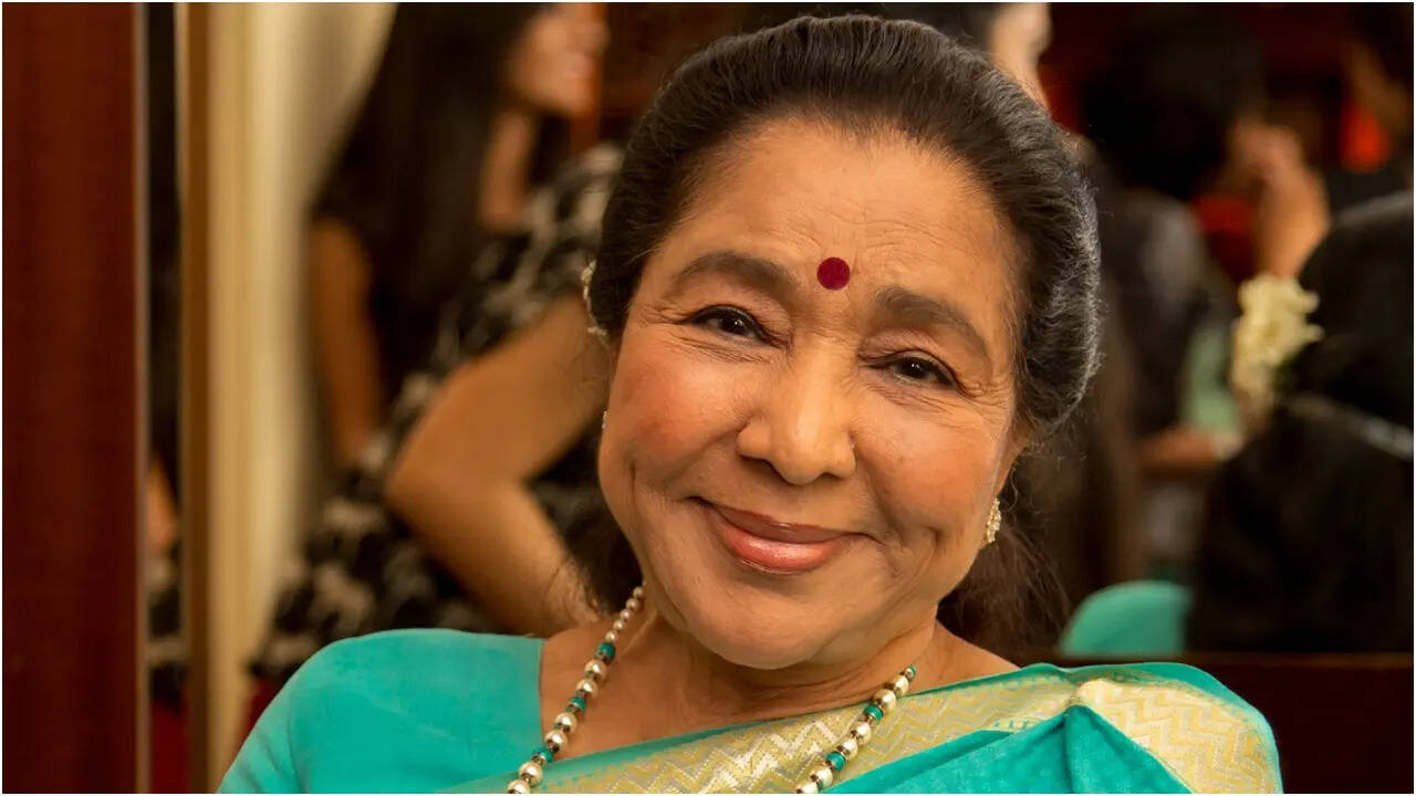 Asha Bhosle Passes Away Live Updates
