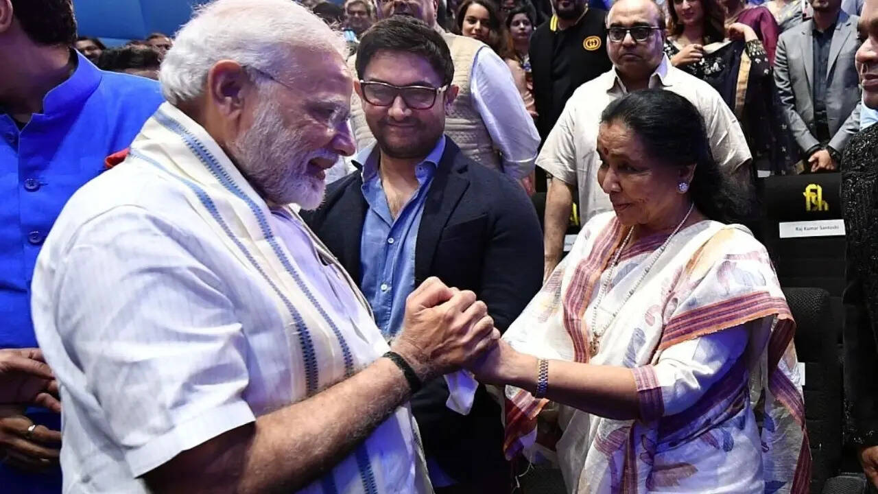 PM Narendra Modi pays tribute to Asha Bhosle, deeply saddened by her demise