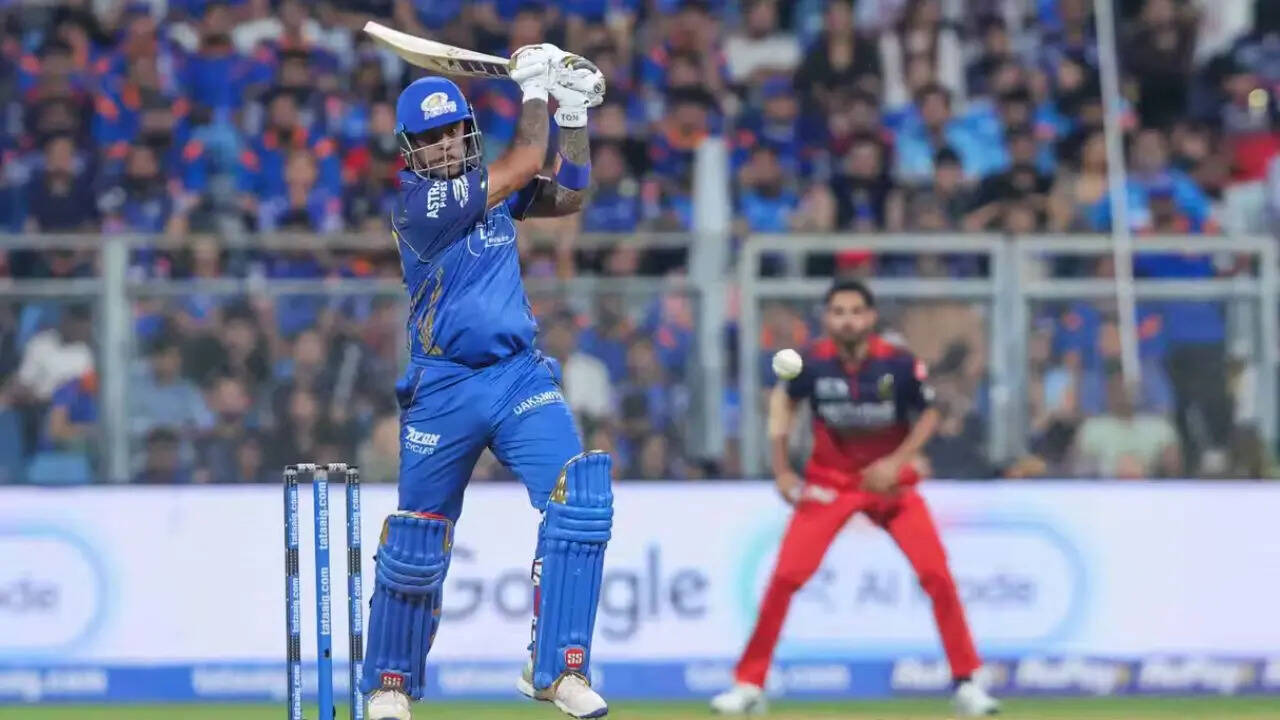 MI vs RCB Live: MI suffer Suryakumar Yadav blow in 241 chase