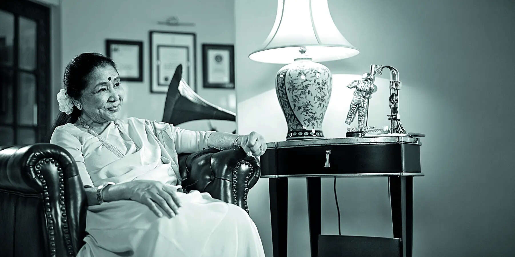 Bengal's music and film fraternity remember Asha Bhonsle