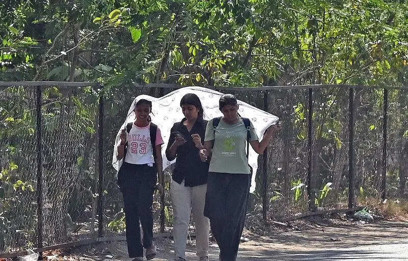 Max temperature touches 40.7°C in Ahmedabad, likely to rise further