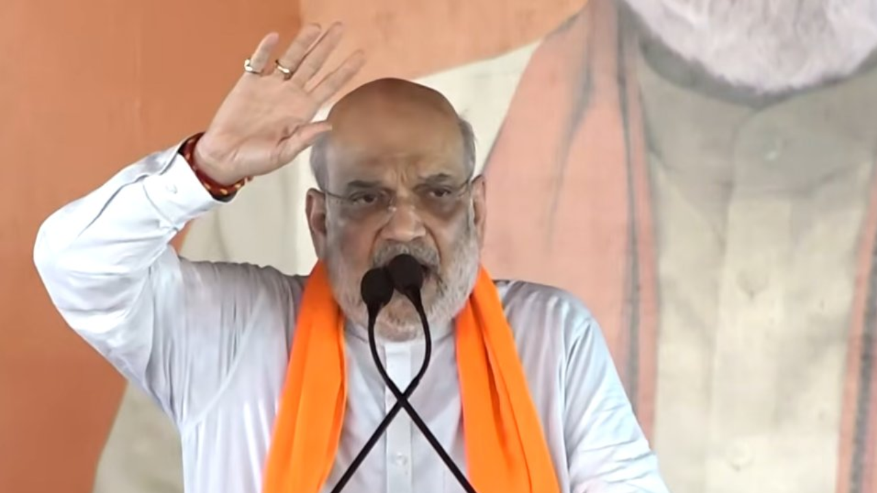'Will respond to bombs with ballots': Amit Shah in Bengal, warns 'jail' for TMC 'goons'