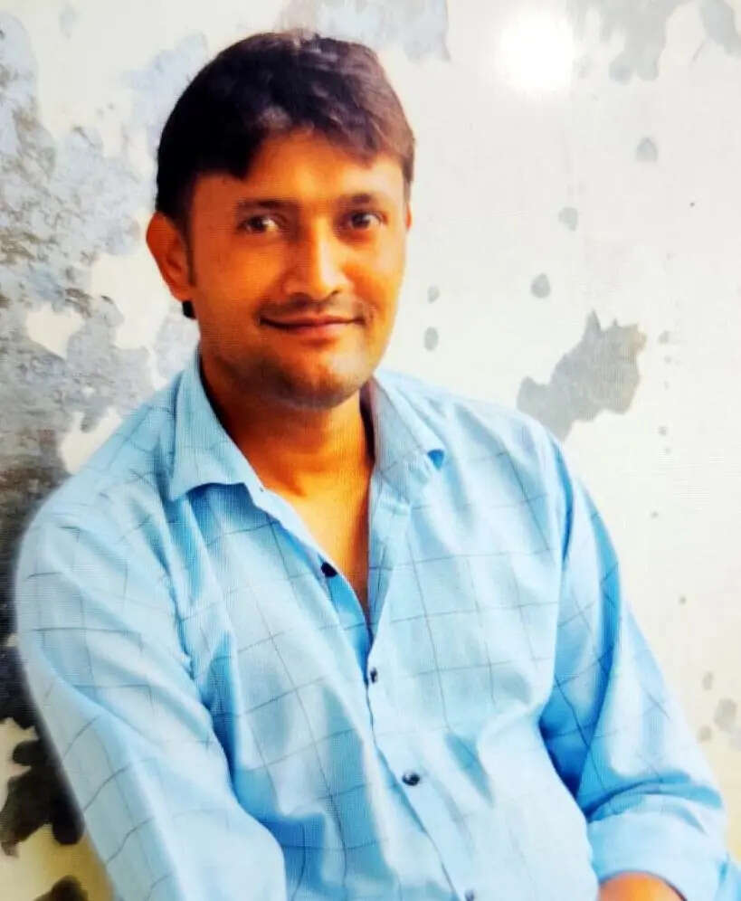 Amit Chaudhary was a contractual worker at Nagar Panchayat Amit Chaudhary was a contractual worker at Nagar Panchayat