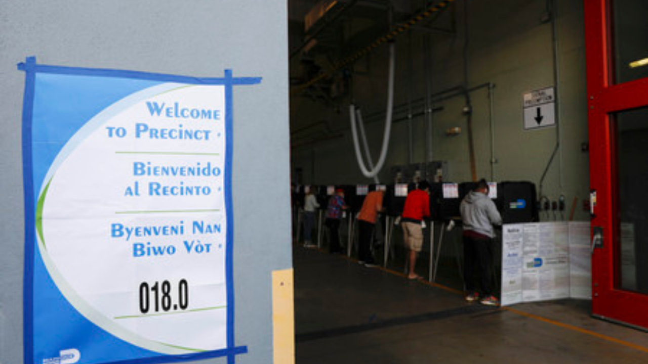 Person born in India has right to remain on electoral roll, vote: Supreme Court