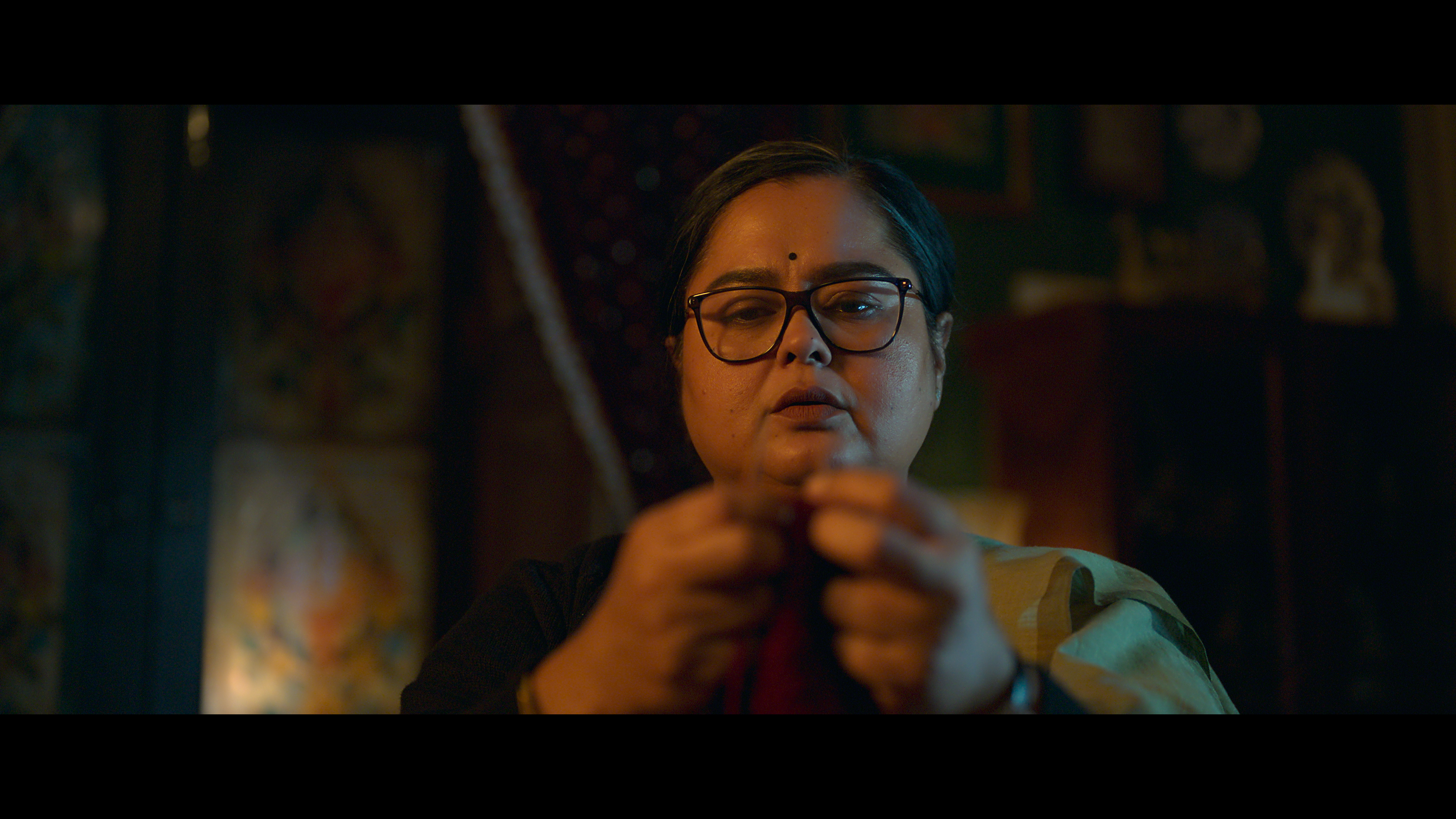 PHOOL_PISHI_TEASER.mov.00_00_16_09.Still005