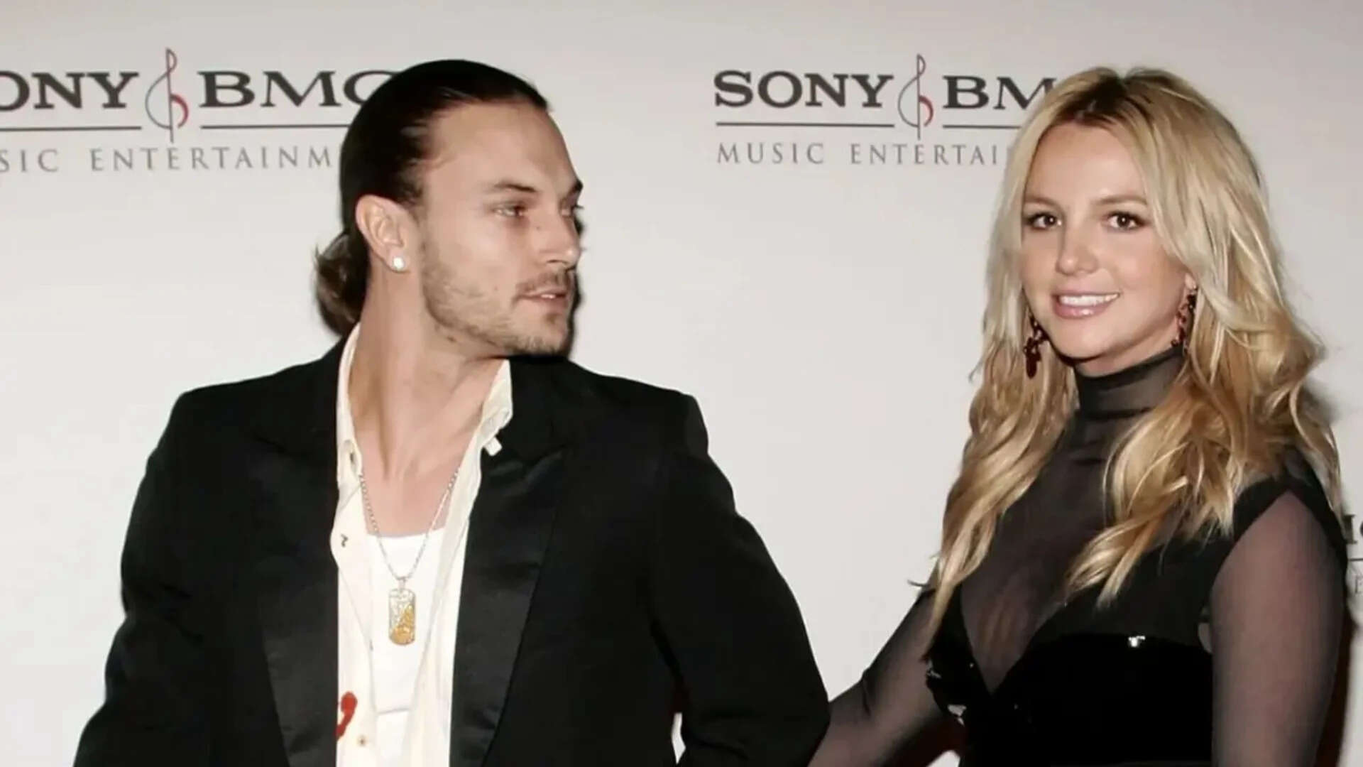 Kevin Federline reacts to Britney Spears entering rehab