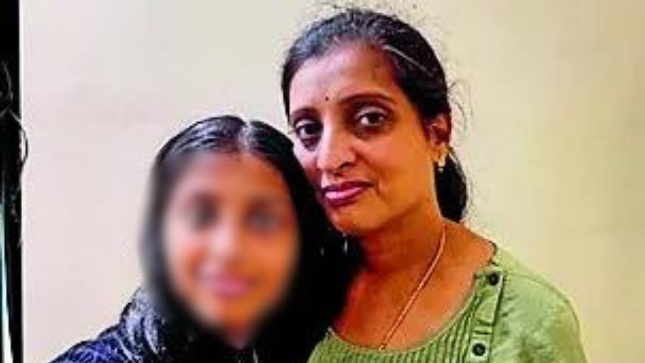 'Won't prepare breakfast tomorrow': Bengaluru woman smothers 13-year-old daughter, dies by suicide