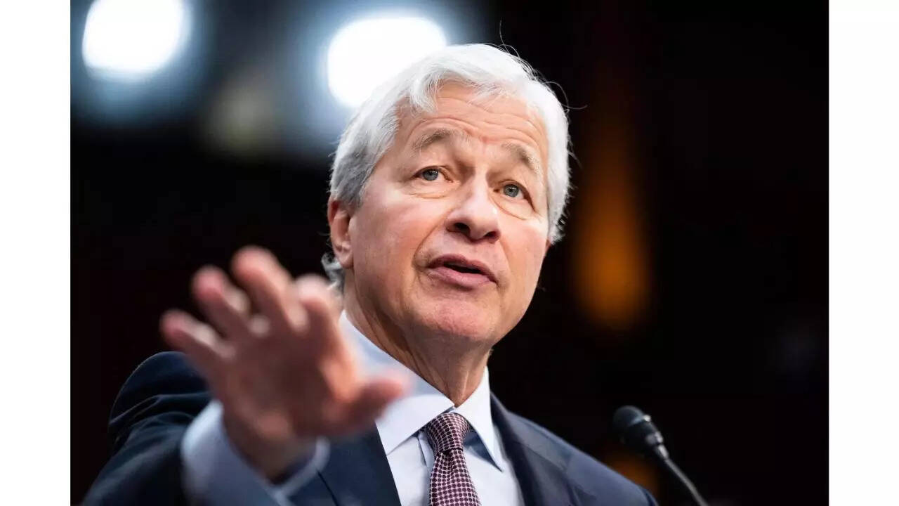 Amercia’s largest bank JPMorgan posts strong results, but CEO Jamie Dimon cautions