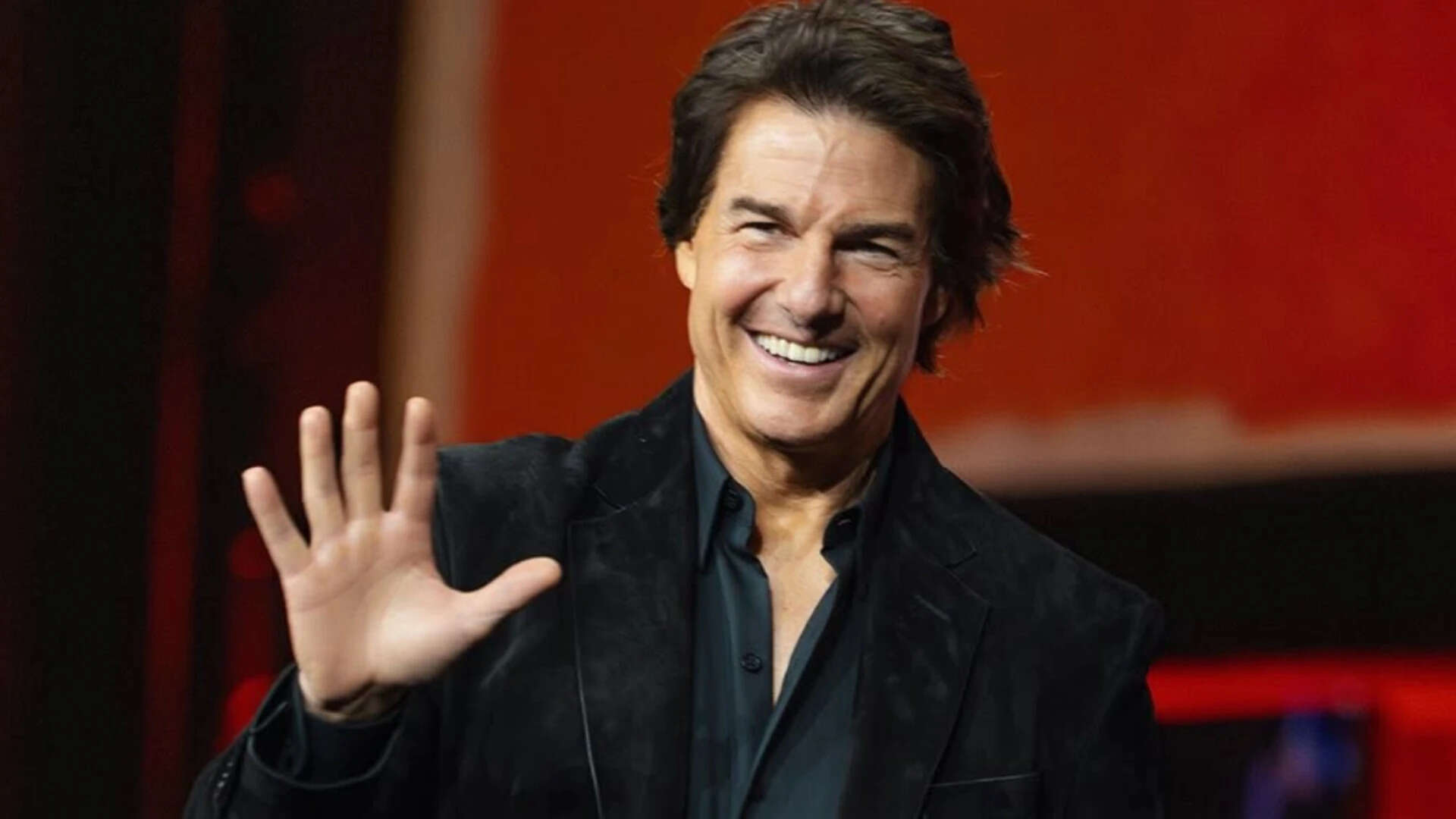 Tom Cruise unveils first look of ‘Digger’