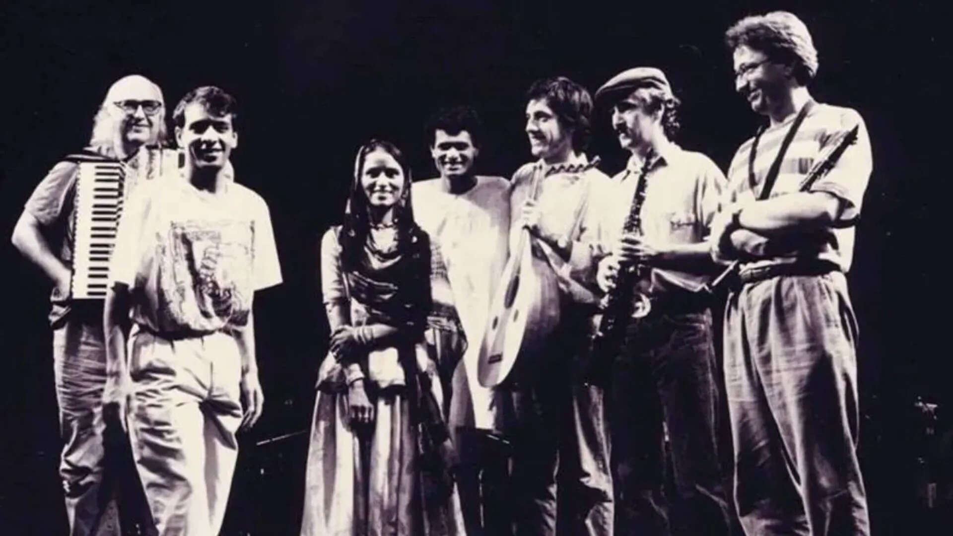 Gulabo Sapera has collaborated with French musician Titi Robin multiple times. Gulabo Sapera has collaborated with French musician Titi Robin multiple times.