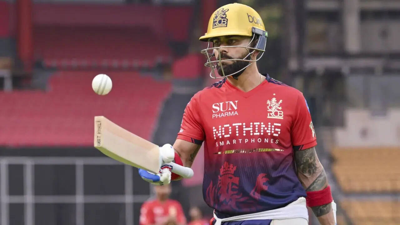 Virat Kohli not in XI, star RCB pacer returns against LSG