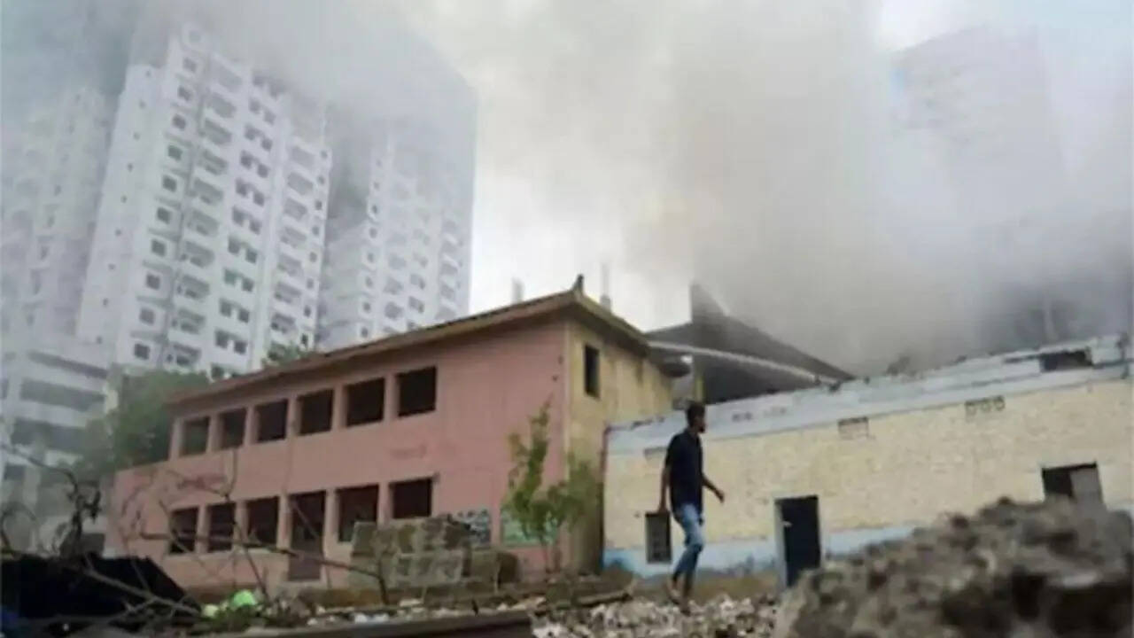 Eight killed as gas pipeline explodes in Pakistan’s Khyber Pakhtunkhwa