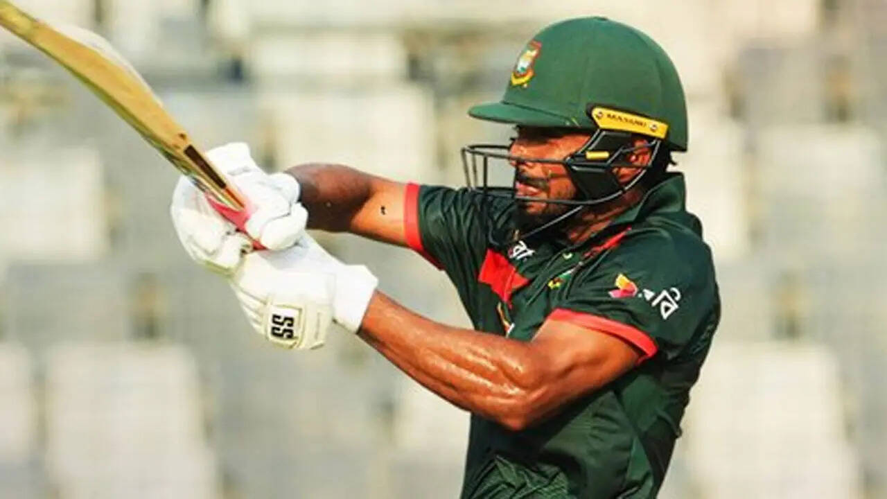 BAN vs NZ Live: Regular wickets hurt Bangladesh's run chase against New Zealand