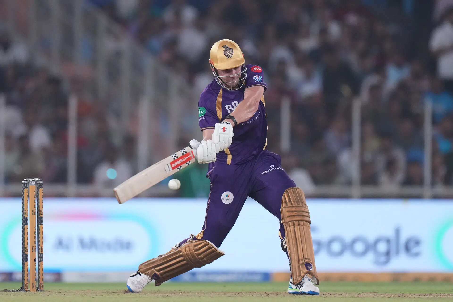 IPL 2026 Live: Cameron Green’s lone fight ends as KKR bowled out for 180