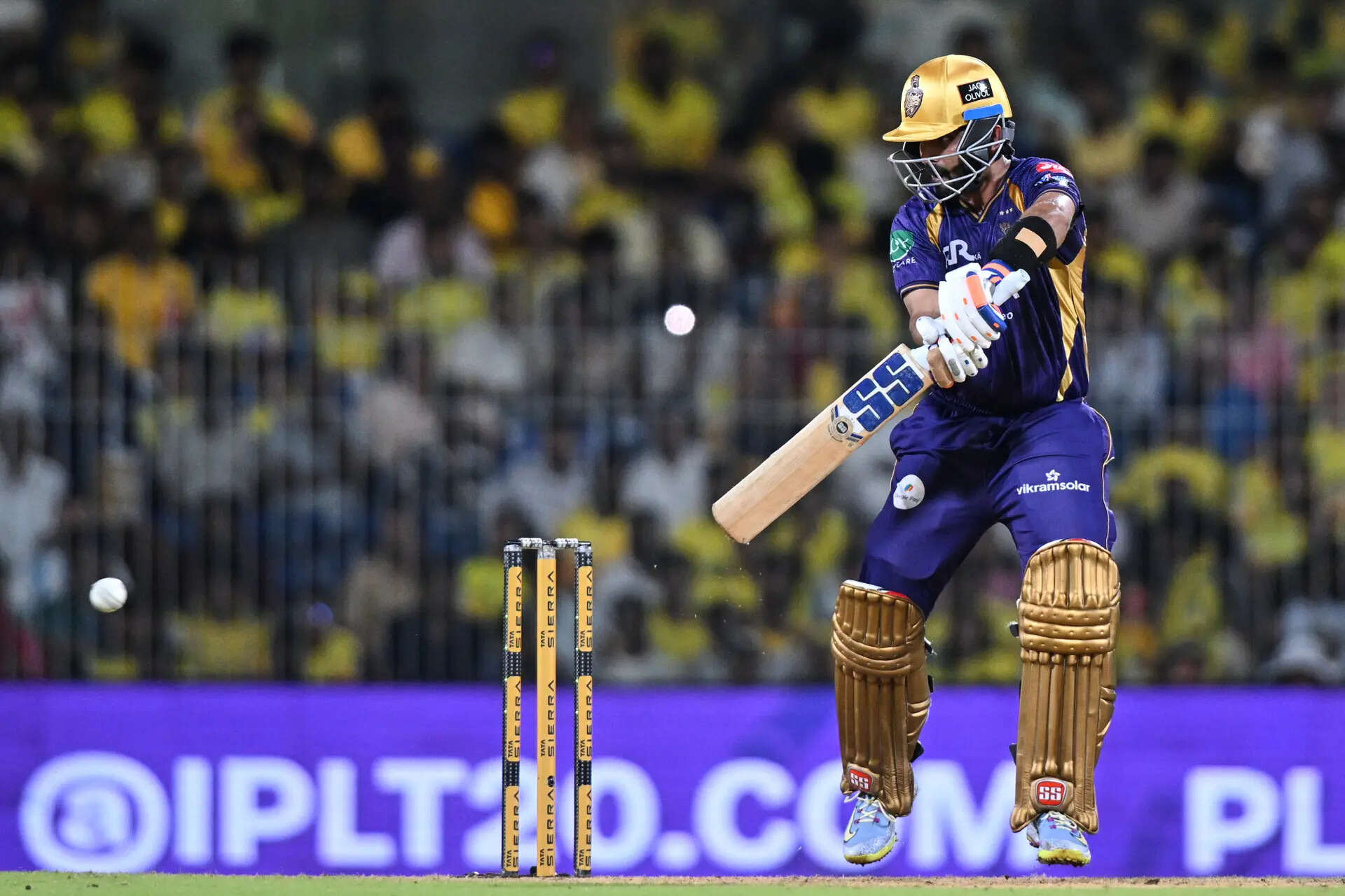 IPL 2026 Live: Mohammed Siraj strikes as Ajinkya Rahane falls for a golden duck