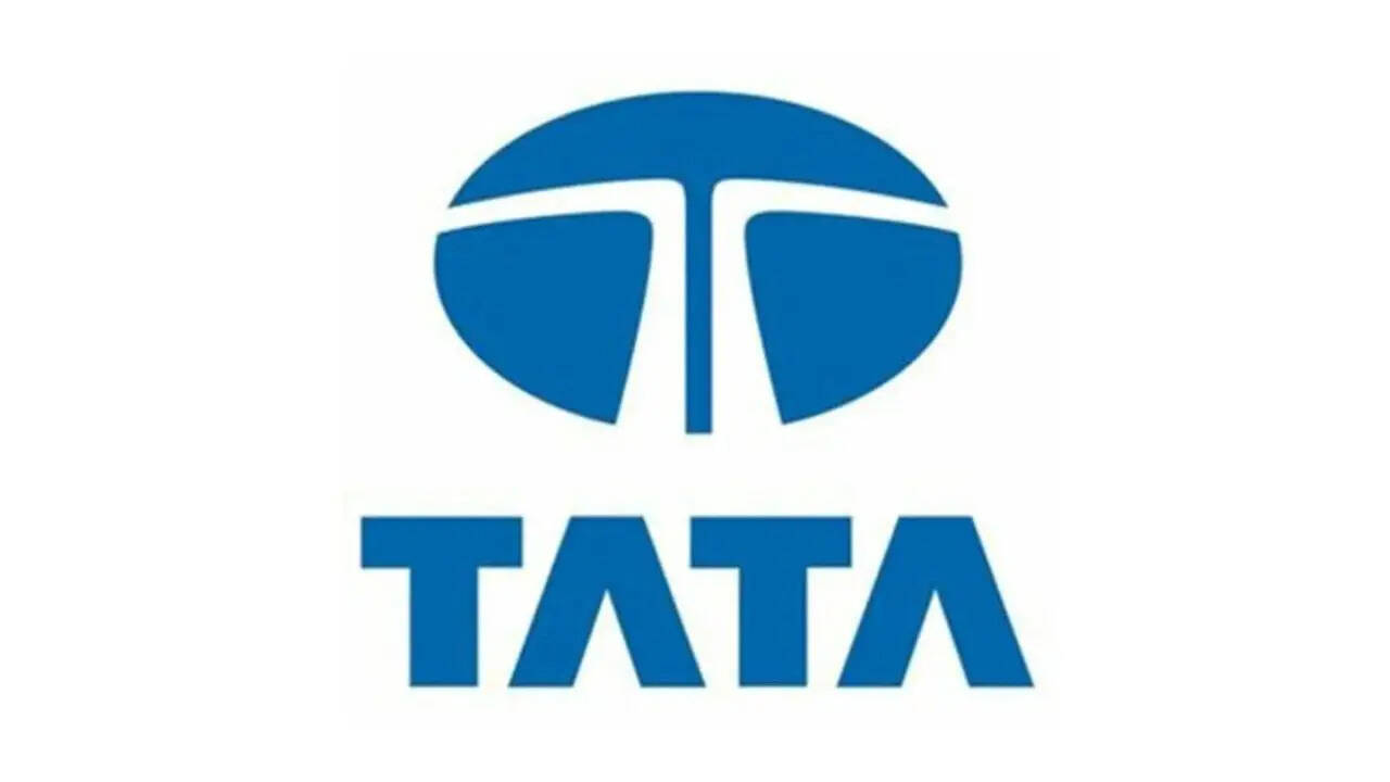 Amid disputes, Singh skips Tata trust meeting