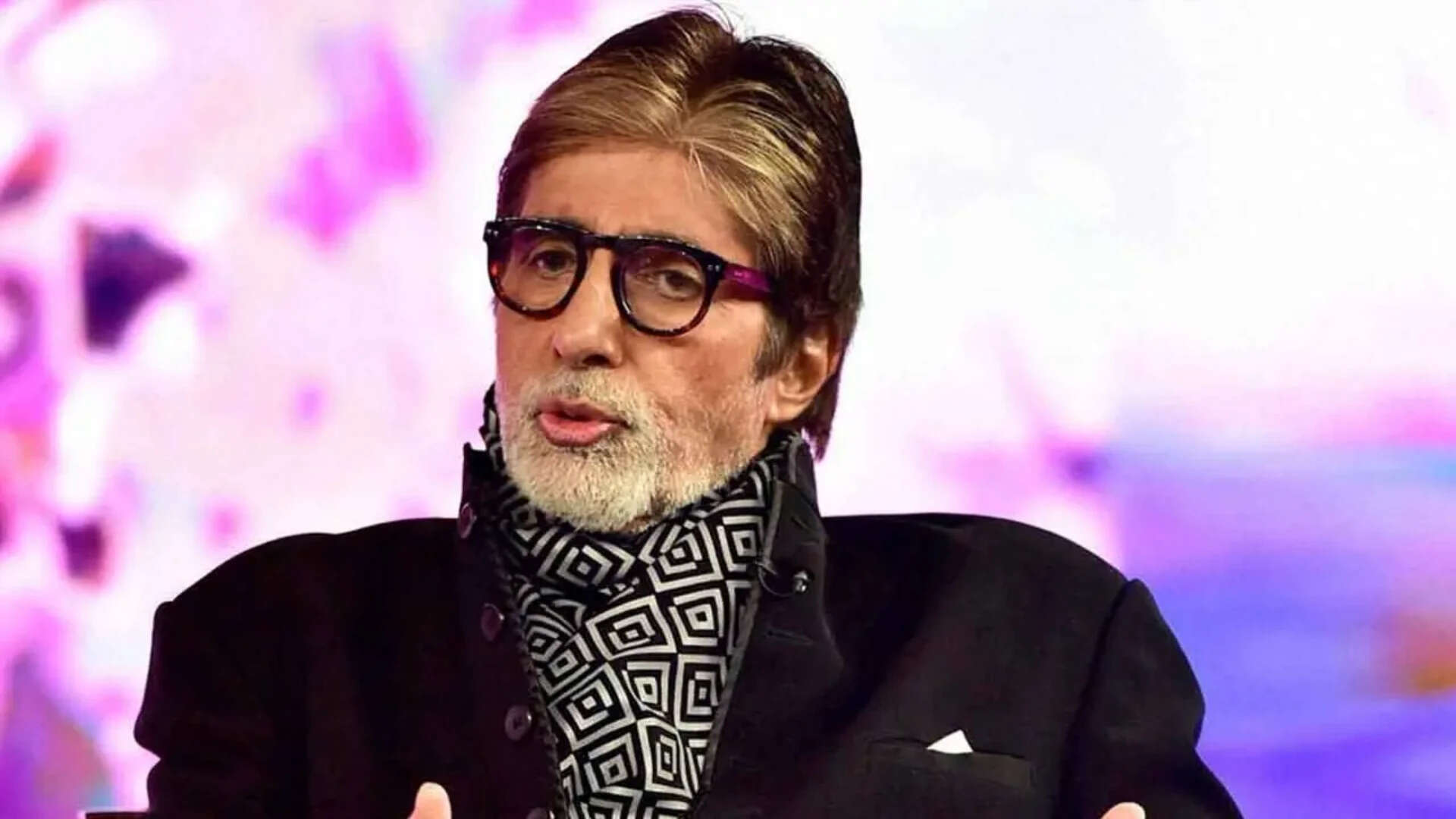 Amitabh Bachchan talks about mother Teji Bachchan