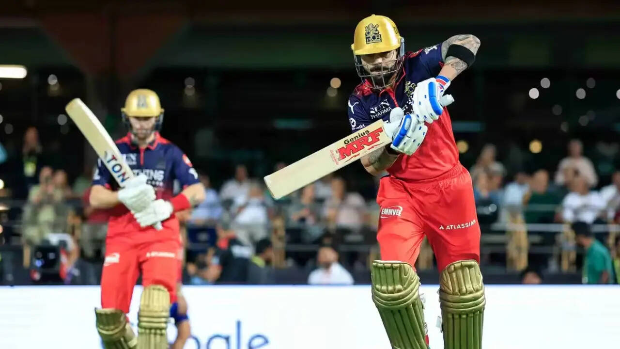 RCB vs DC Live, IPL: Virat Kohli and Phil Salt give RCB brisk start at Chinnaswamy