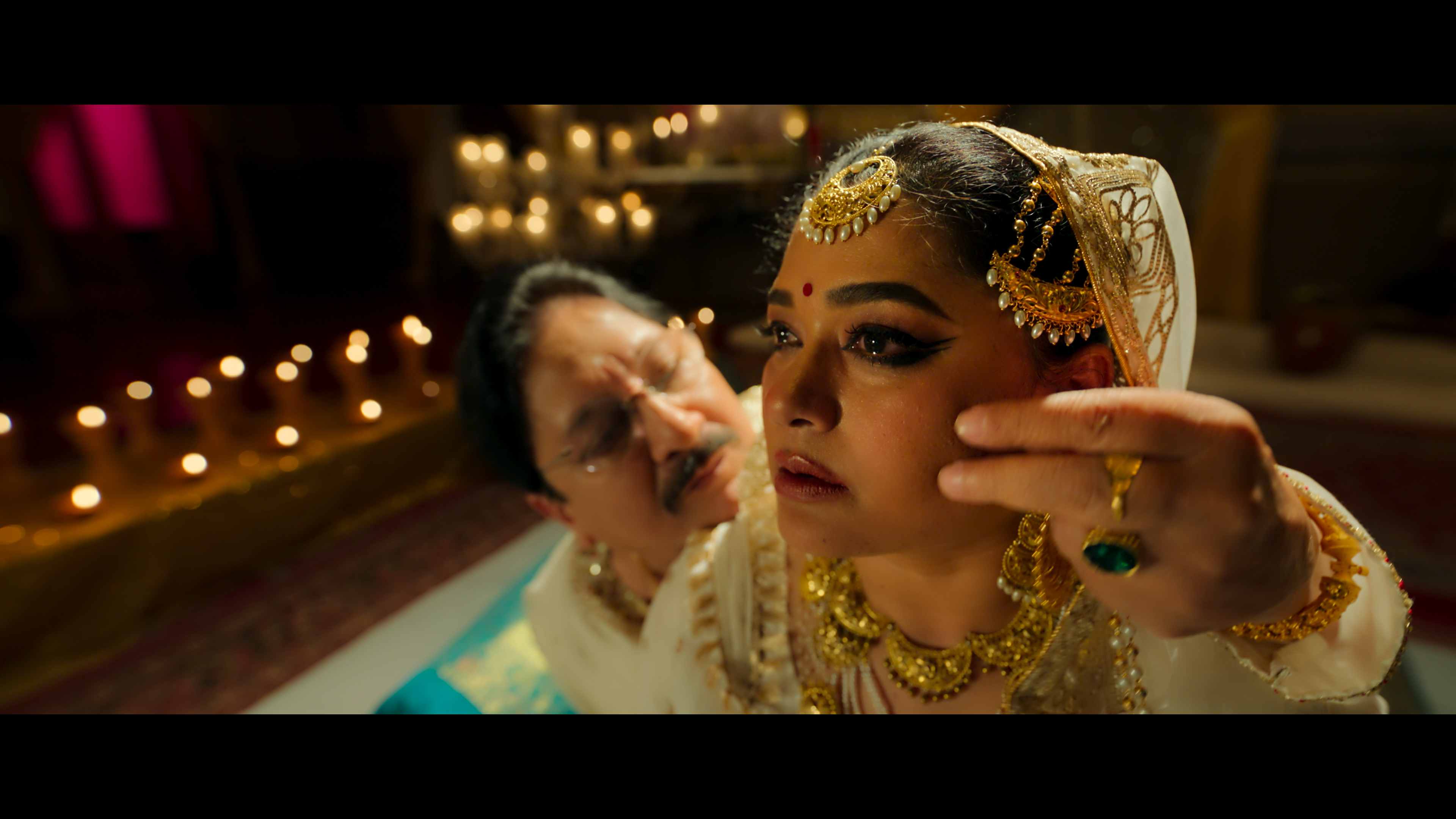 PHOOL_PISHI_TEASER.mov.00_00_49_04.Still002 (1)