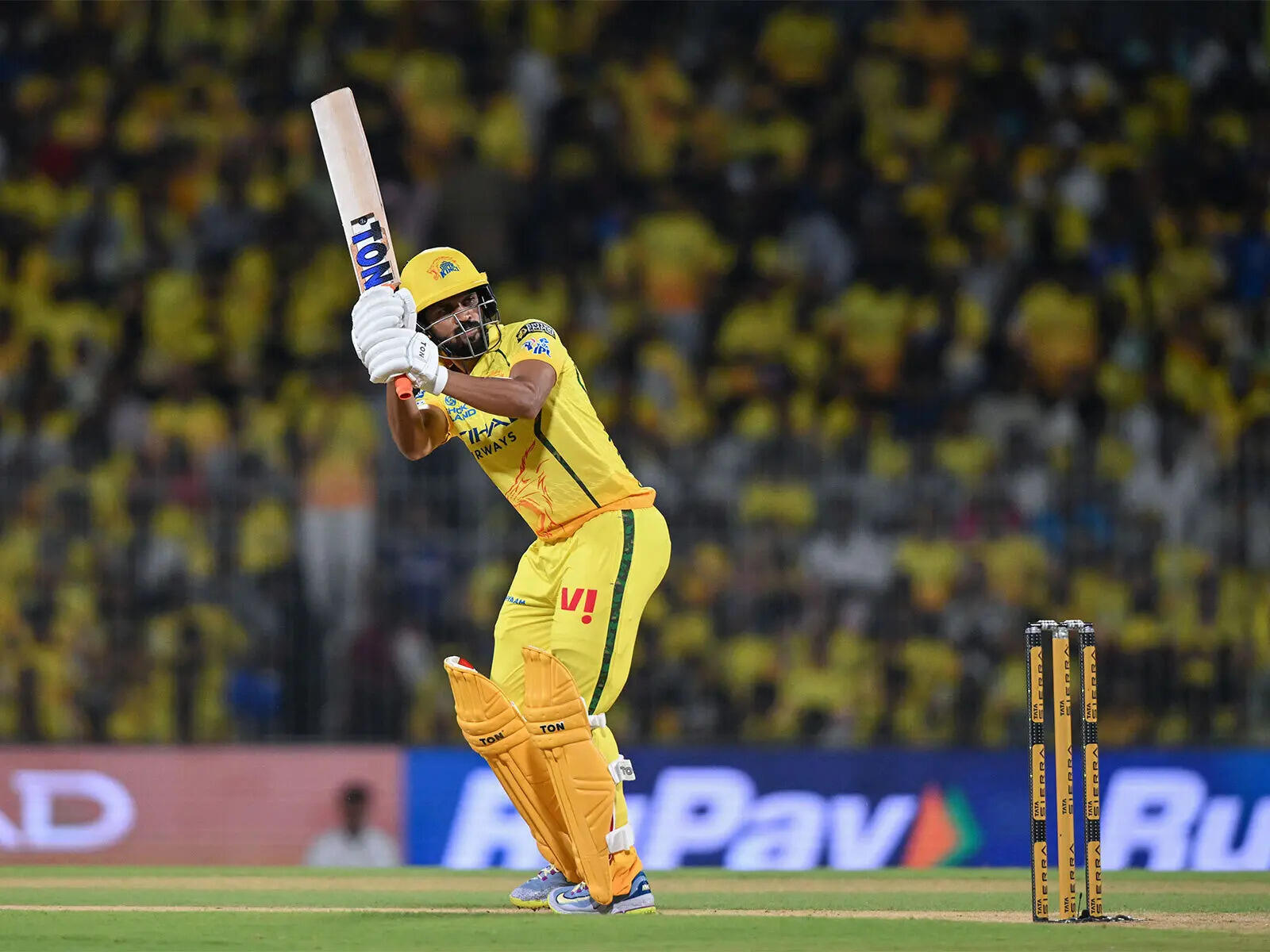 IPL 2026 Live: Ruturaj Gaikwad falls for another low score as CSK lose third wicket