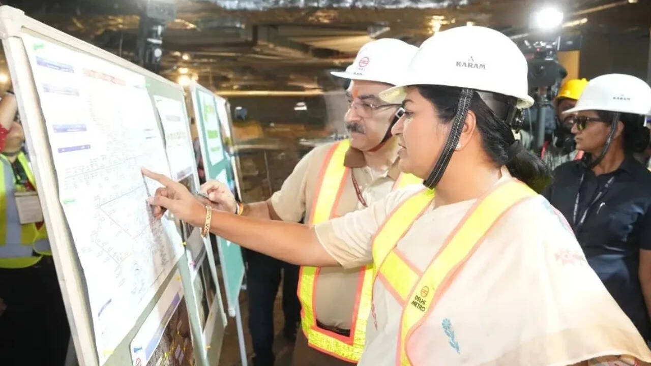 Delhi CM Gupta reviews Phase 4 construction work at RK Ashram Marg