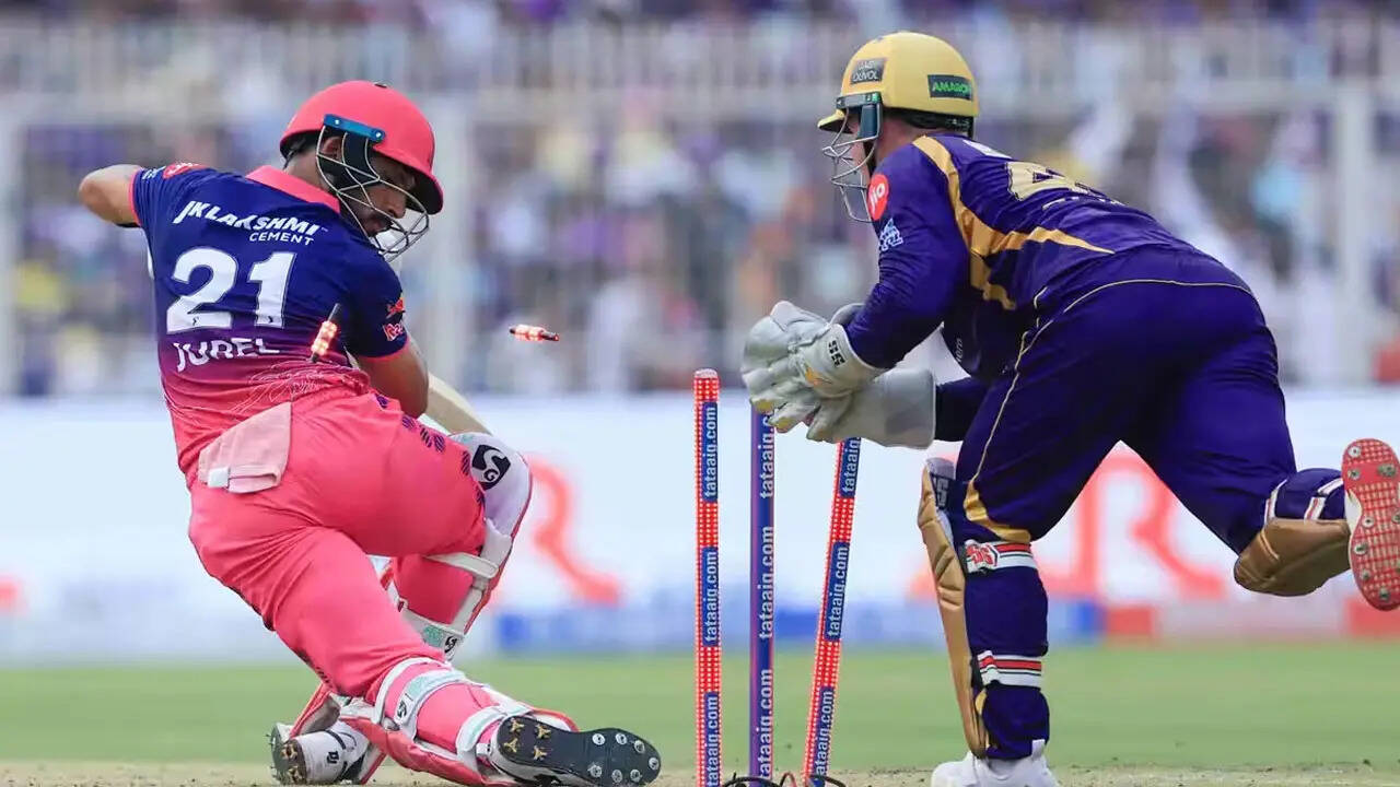 IPL 2026 Live: Chakravarthy, Narine strike in tandem to put Rajasthan Royals in trouble