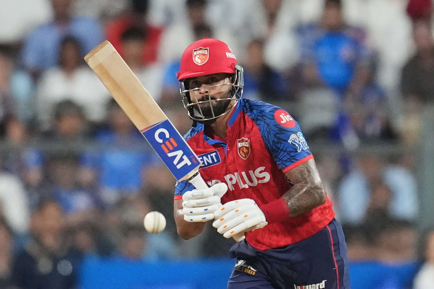 IPL Live: LSG hit back again as Shreyas Iyer falls