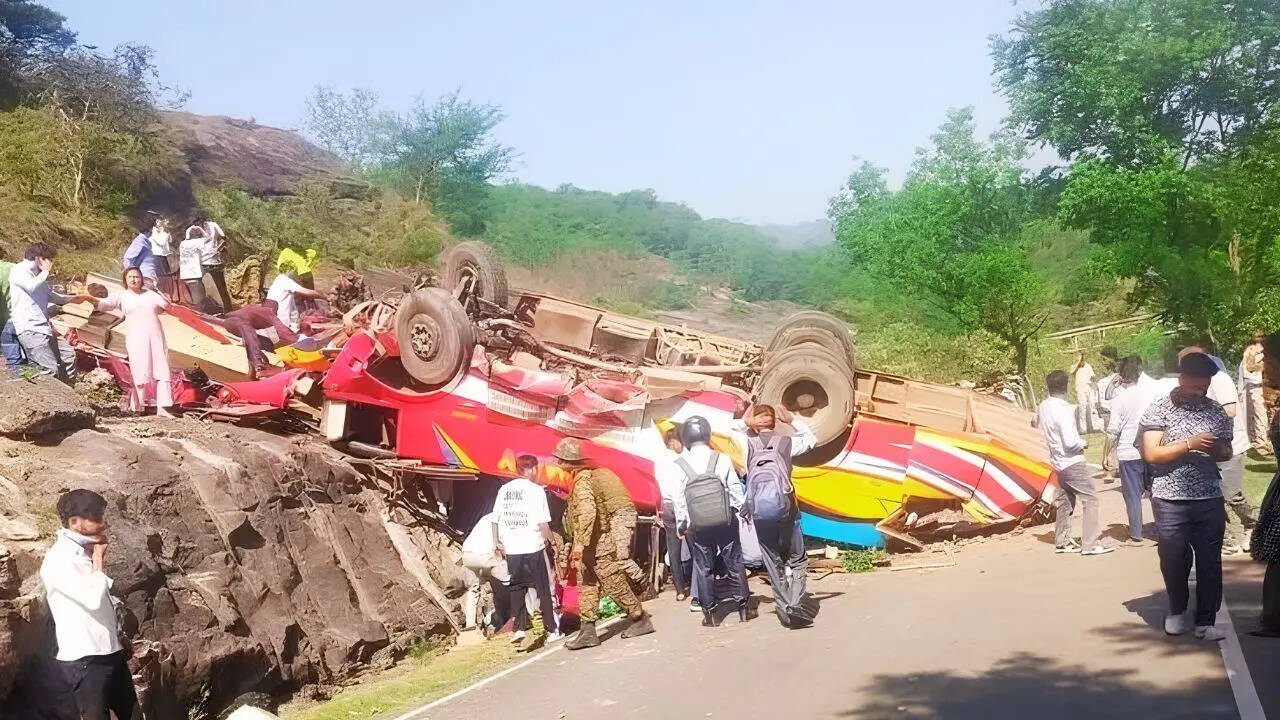 15 dead, several injured as bus falls into gorge in J&K’s Udhampur